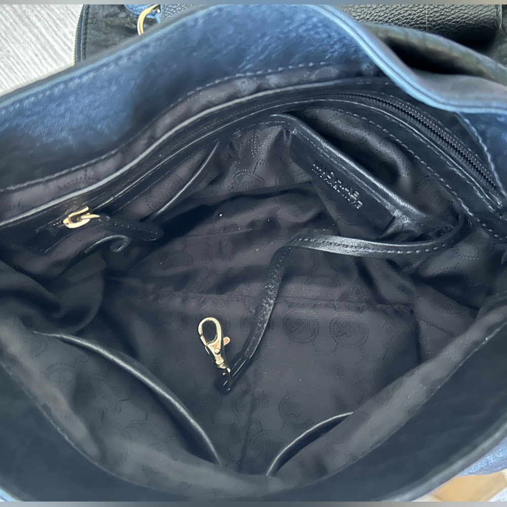 Michael Kors Black and Gold Shoulder Bag with Wallet - Picture 7 of 7